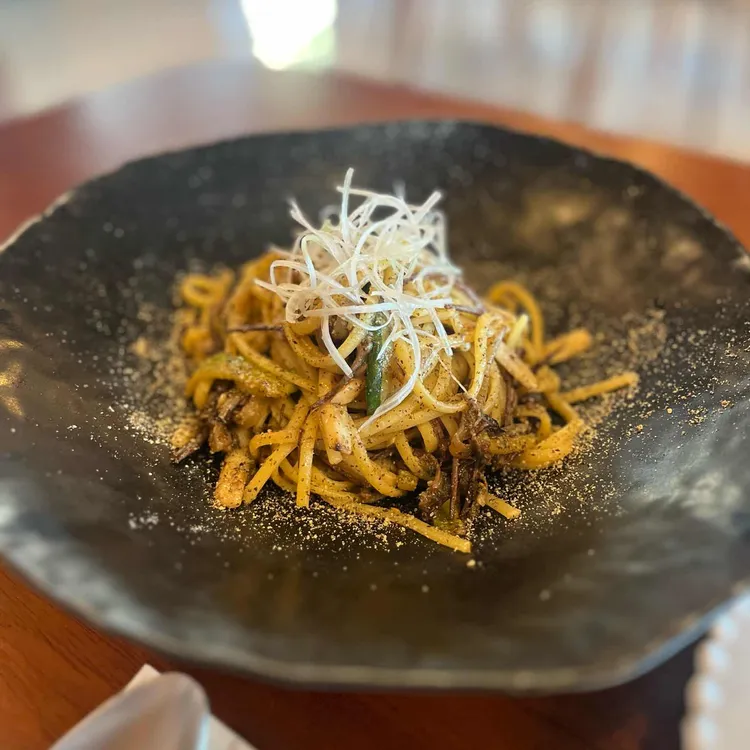 라소리 테이블 대표 사진