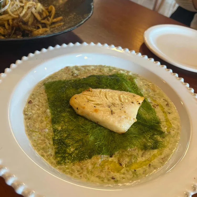 라소리 테이블 대표 사진