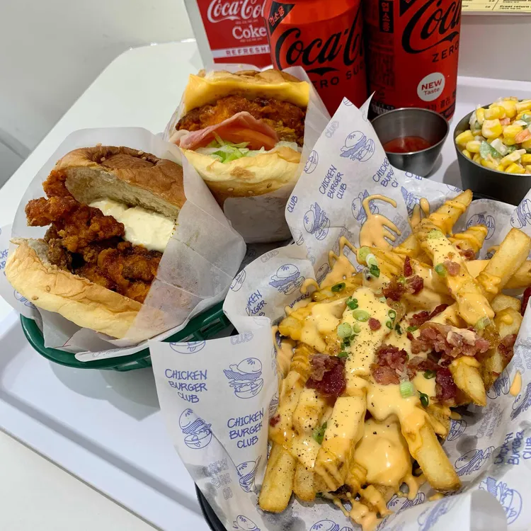 치킨버거클럽 사진