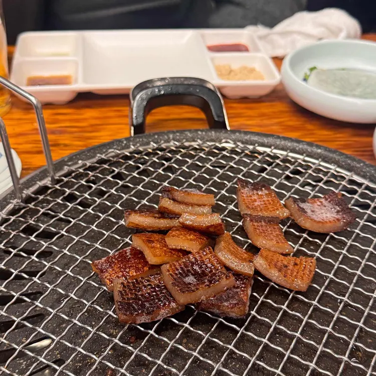 초필살돼지구이 사진