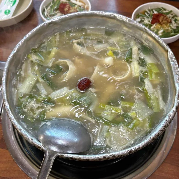 큰안집 닭한마리 대표 사진