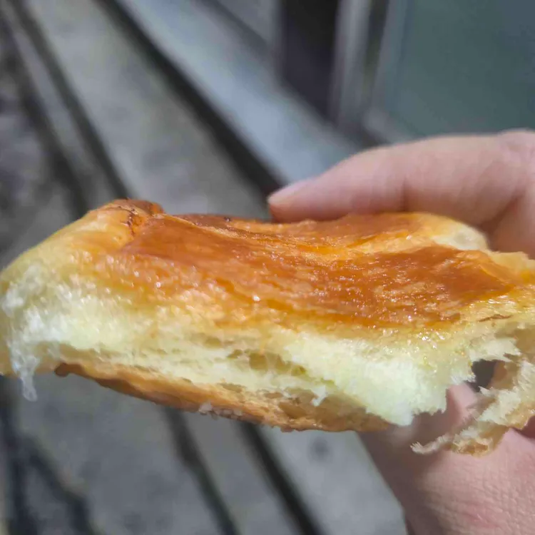 자연도 소금빵 in 사진