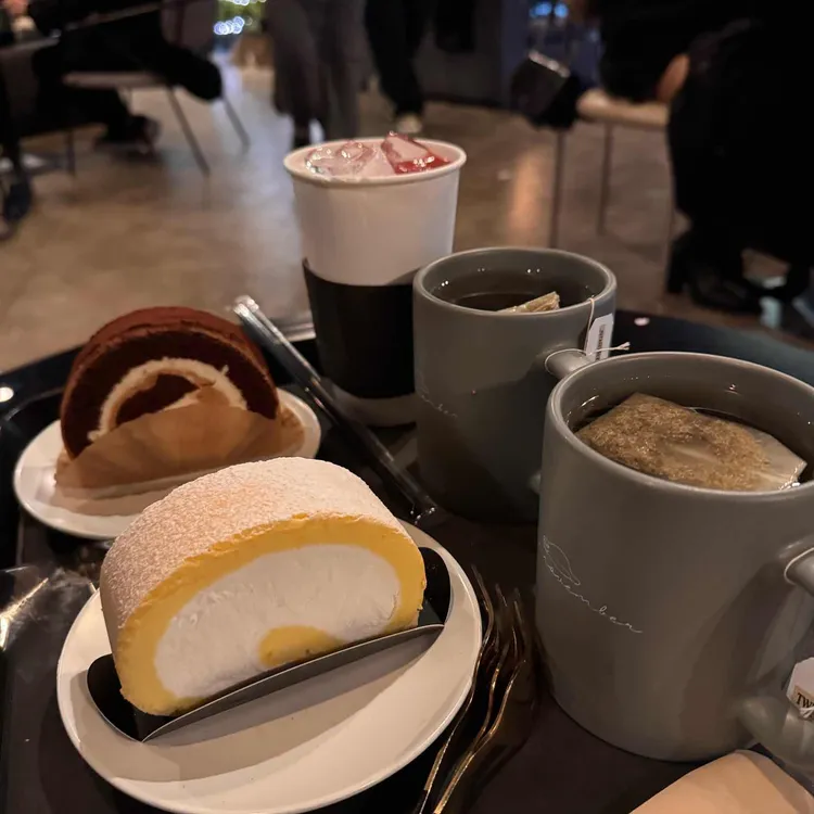 The november 라운지  대표 사진