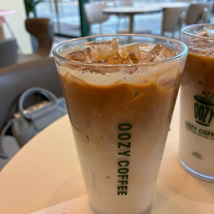 우지커피 대표 사진