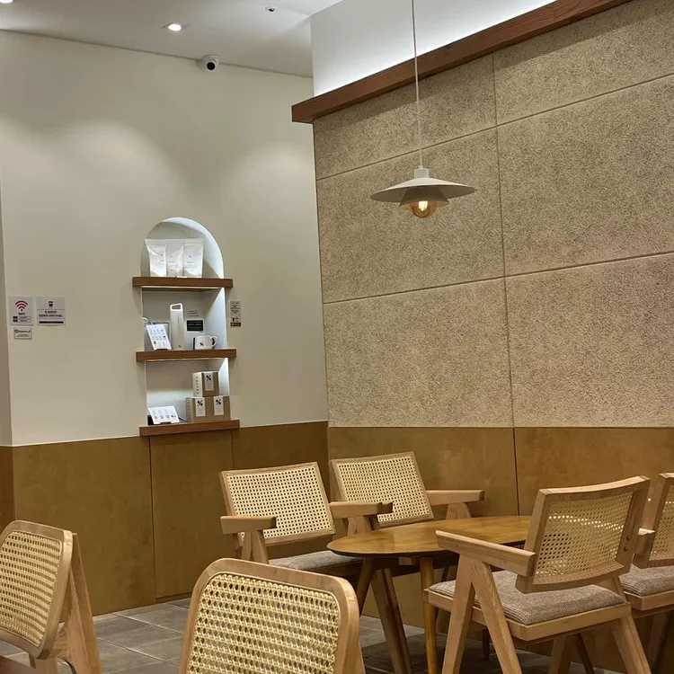 텐퍼센트커피 대표 사진