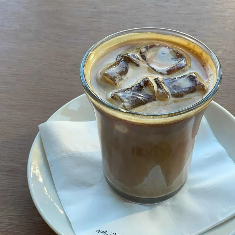 카페 진정성 사진