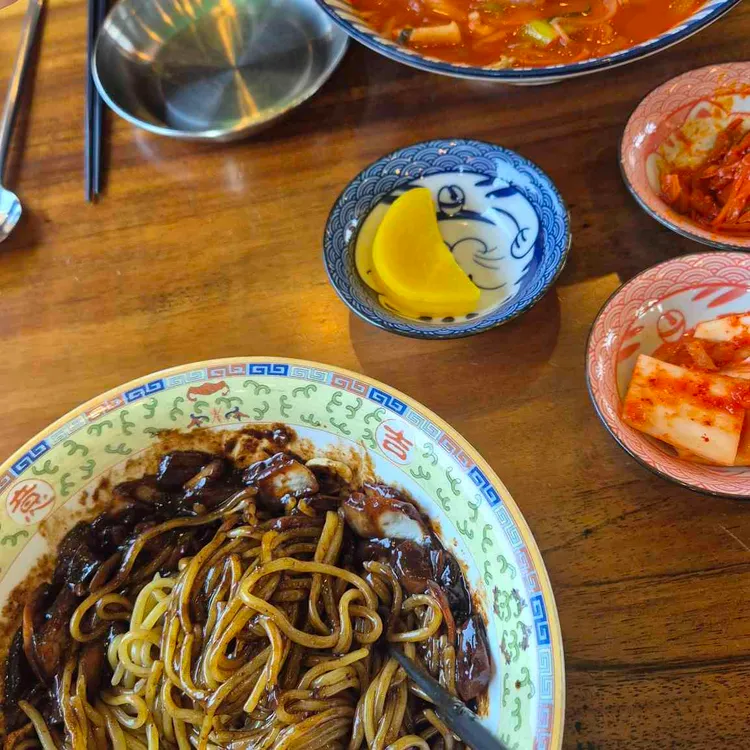 신얼큰돼지곱창전골(소)