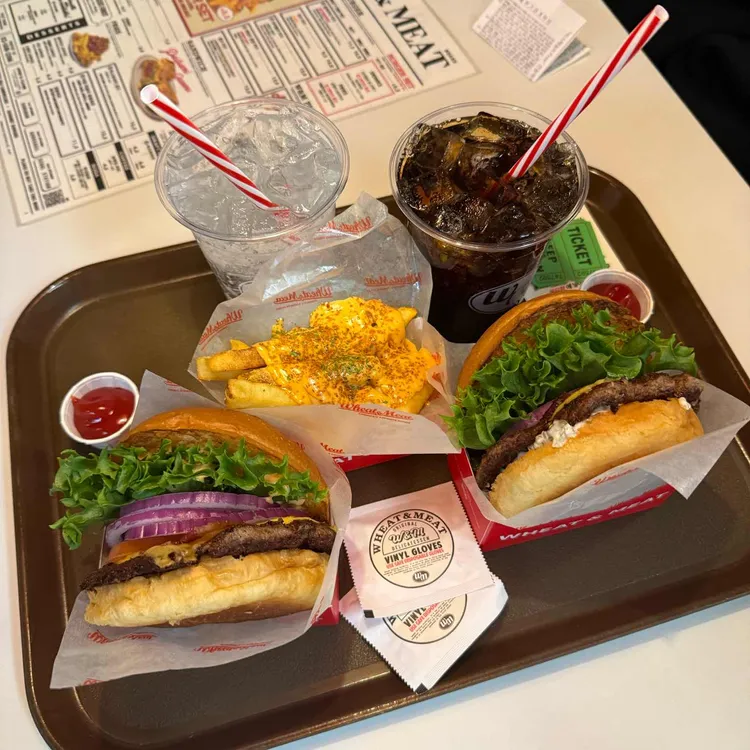 위트앤미트 사진