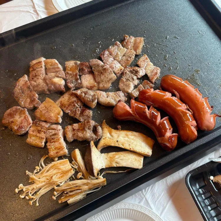 캐빈하우스 대표 사진