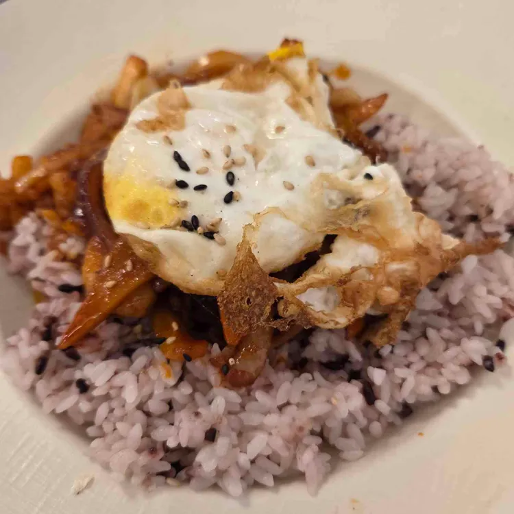 하반장짬뽕 오늘도난닭치킨 대표 사진