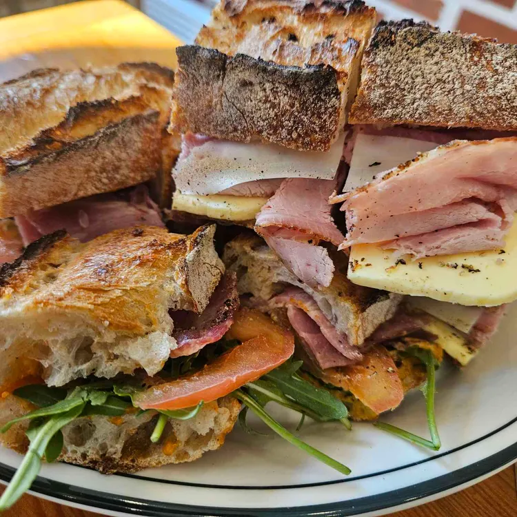 프엘투알 대표 사진