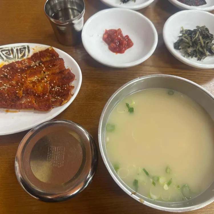 용바위식당 사진