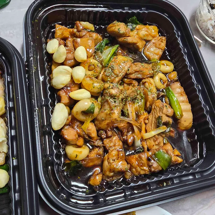 기영이 숯불두마리치킨 대표 사진