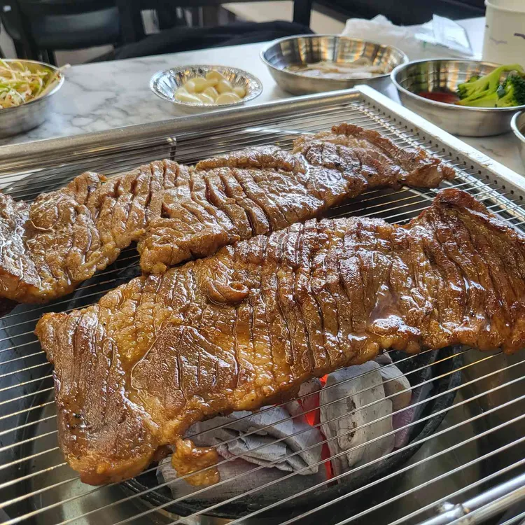 응삼이초벌구이 대표 사진