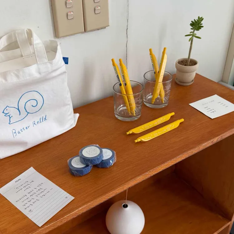 버터롤드 대표 사진