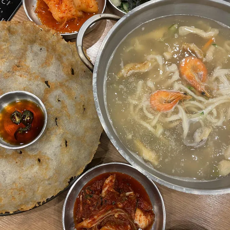 팔당원조칼제비칼국수 사진