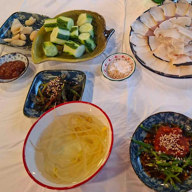 동우고래고기 대표 사진