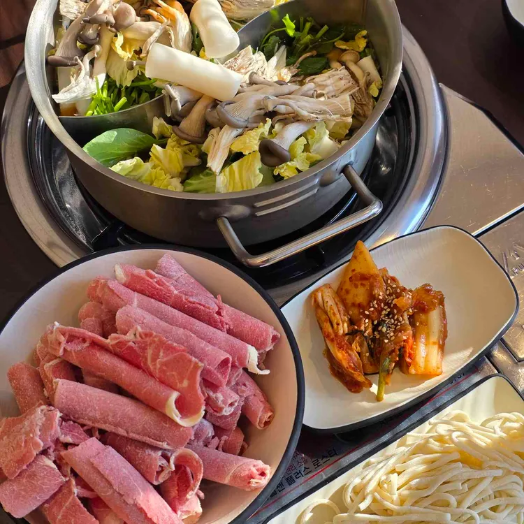 온방샤브칼국수 대표 사진