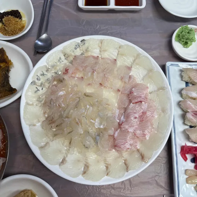 강원도횟집 대표 사진