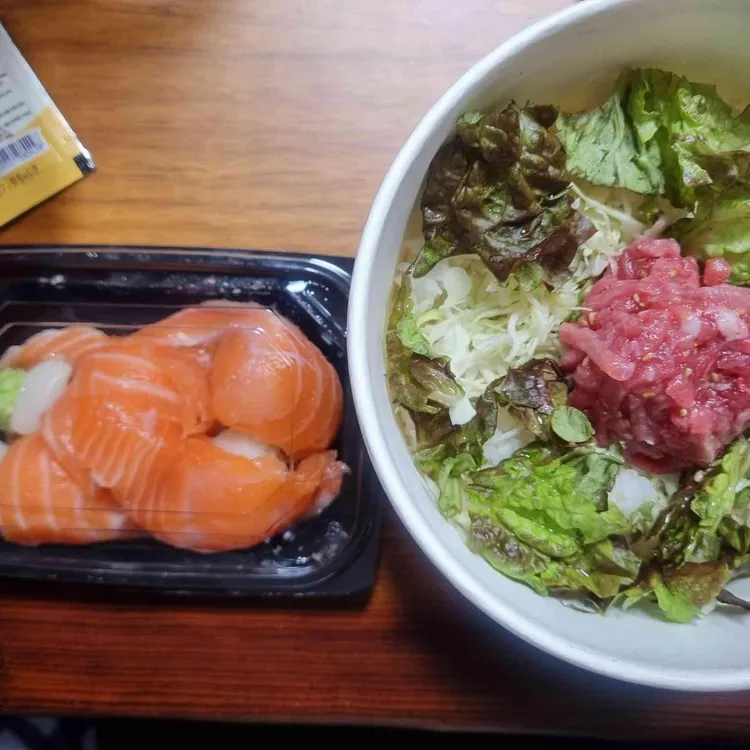 육회바른연어 대표 사진