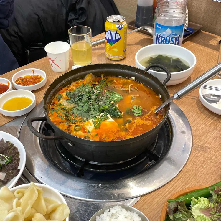 속초오징어어시장 대표 사진