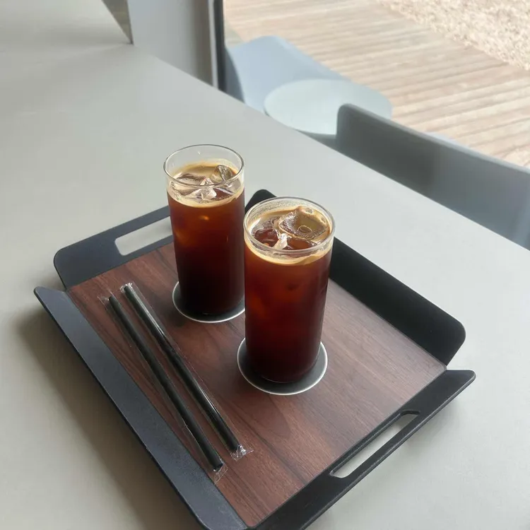 아유 스페이스 사진