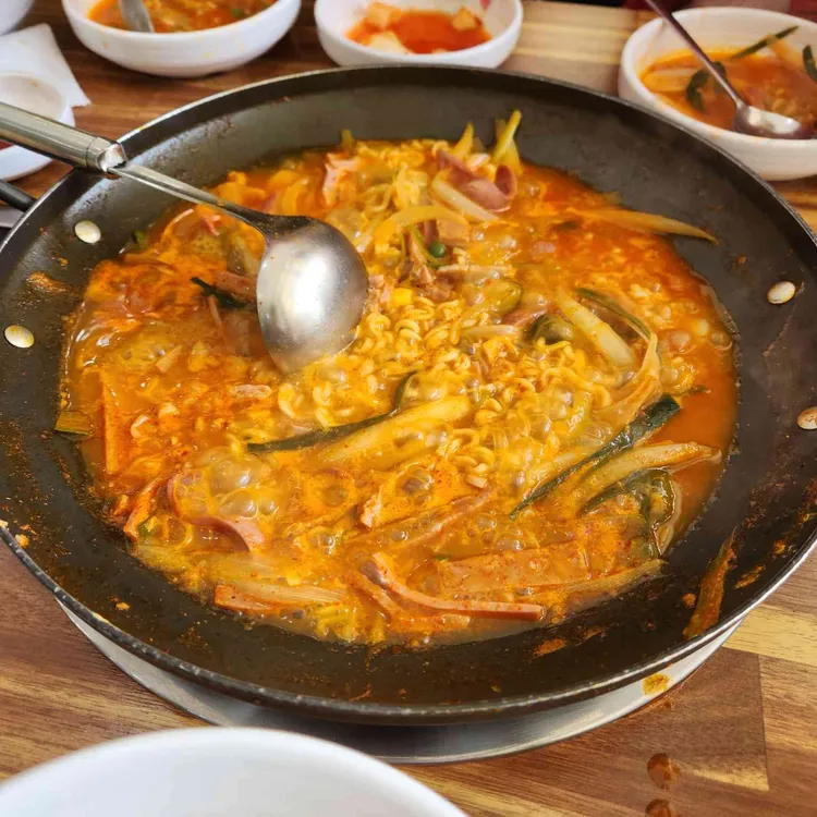모박사부대찌개 대표 사진
