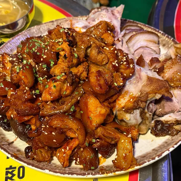 창신동매운족발 사진