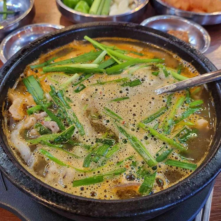 동춘사골순대국 사진