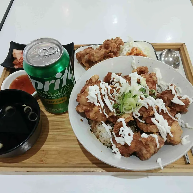 고기덮밥 대표 사진