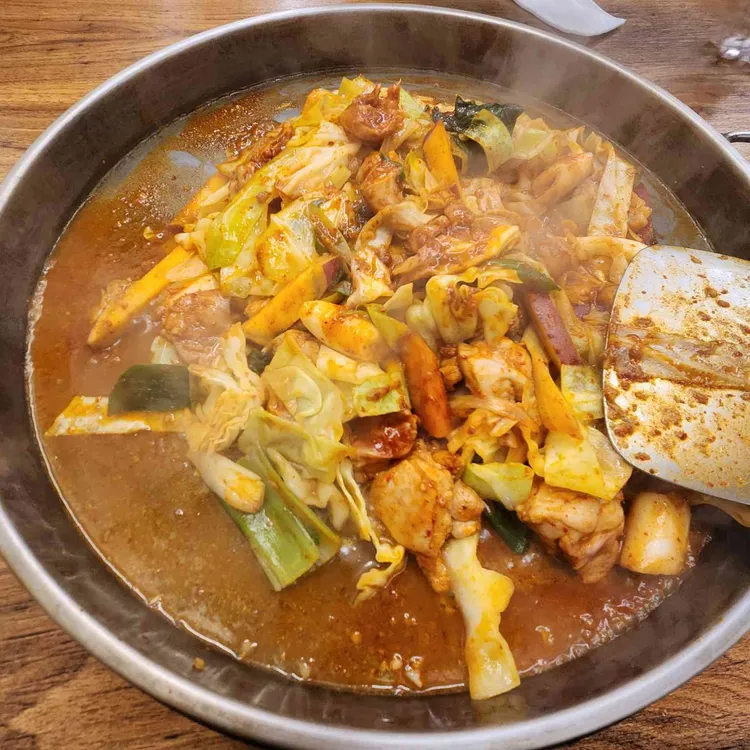 통나무집 숯불닭갈비 사진