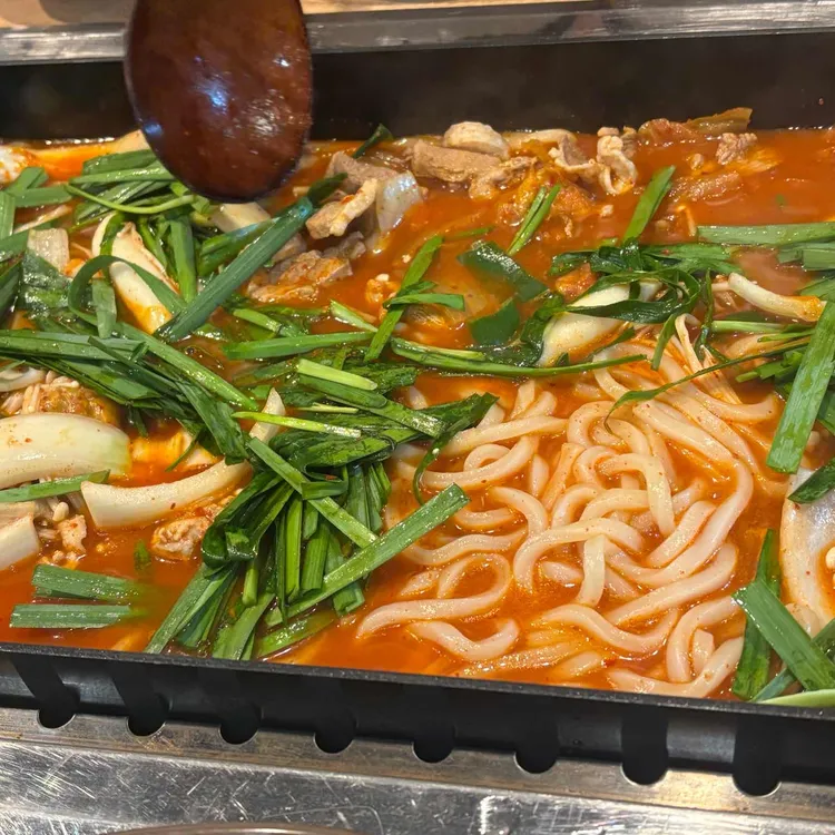 현정이네 철판두루치기 사진