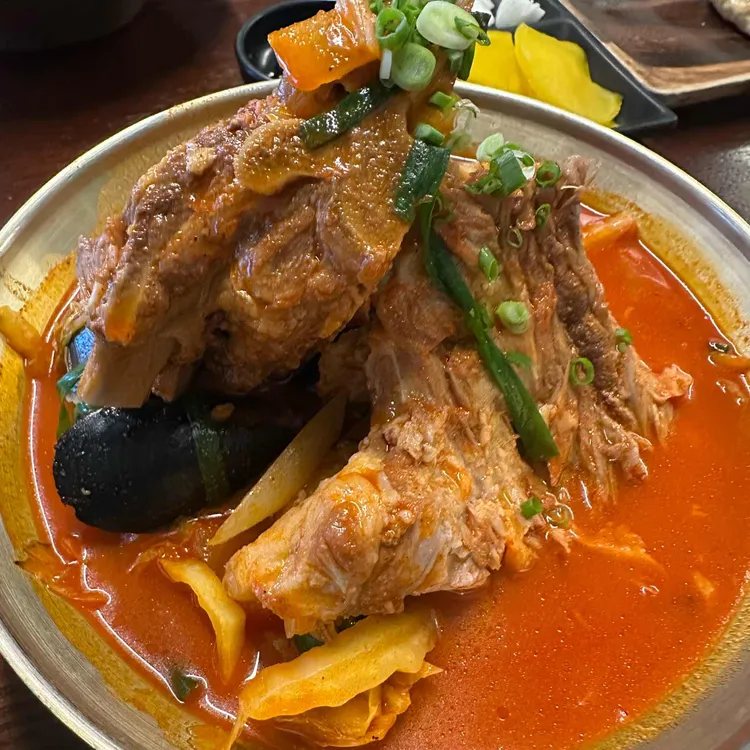 뼈대있는짬뽕 사진