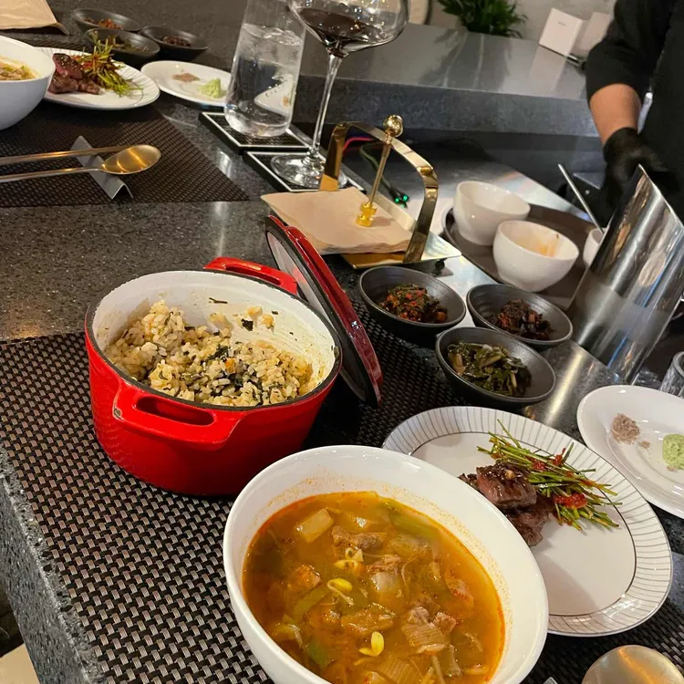 우이닝 대표 사진