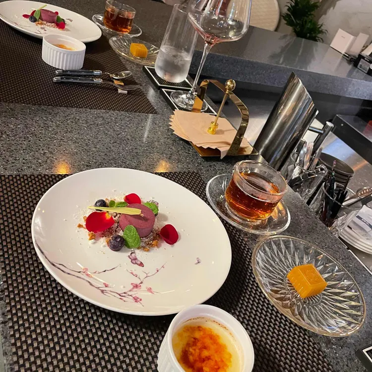 우이닝 대표 사진