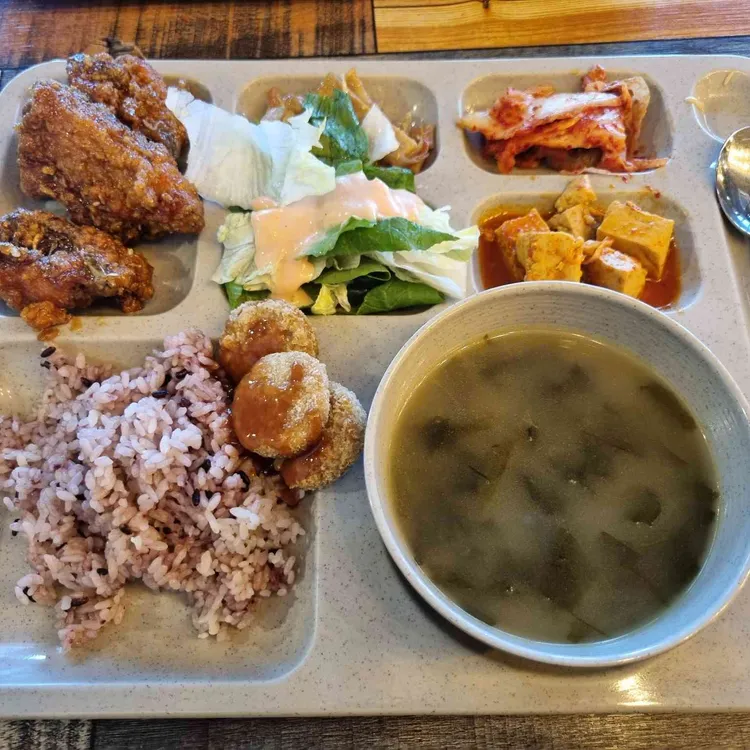 밥플러스더리브골드타워 대표 사진