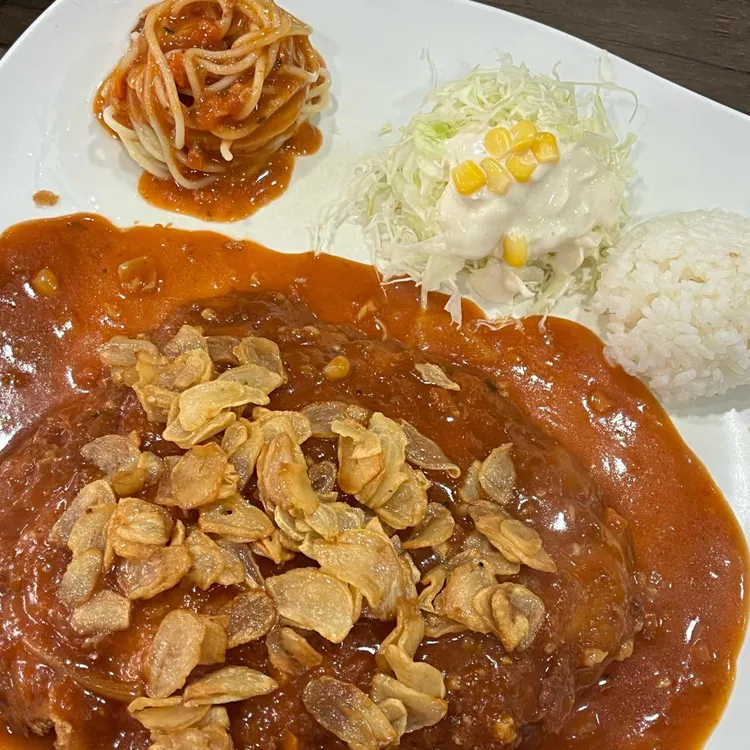 돈까스먹는용만이 사진