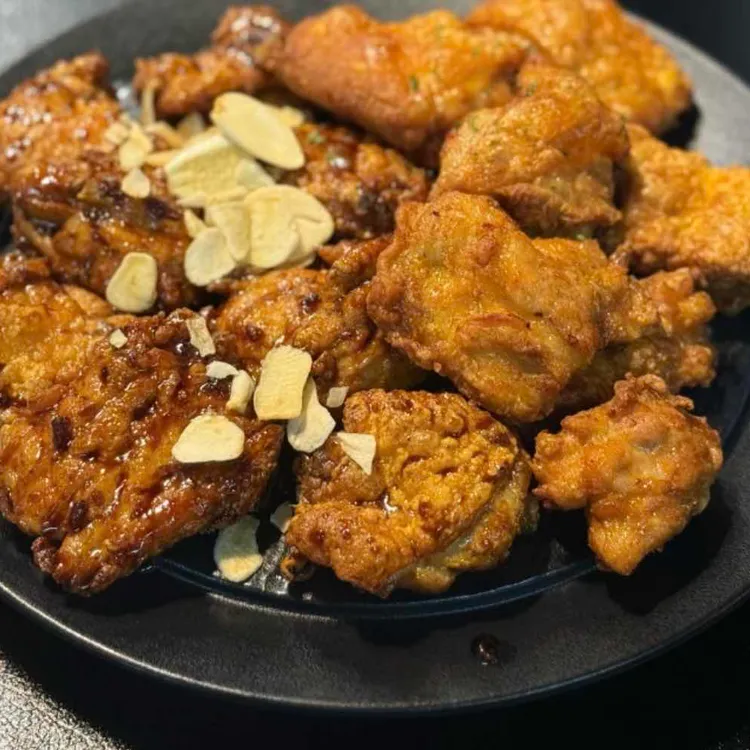 푸라닭 대표 사진