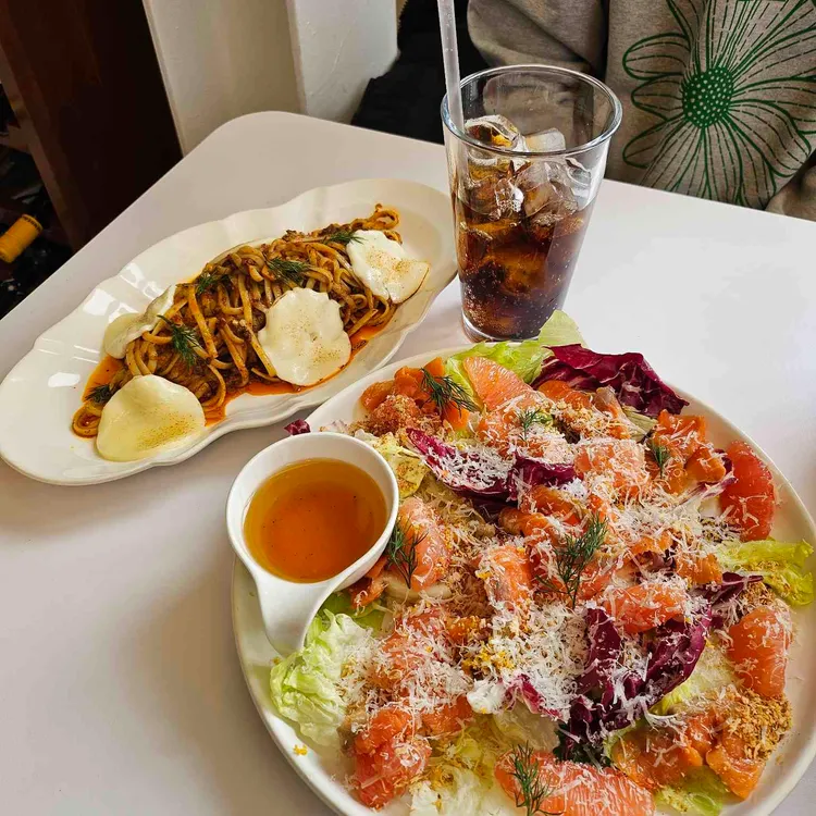 블라 대표 사진