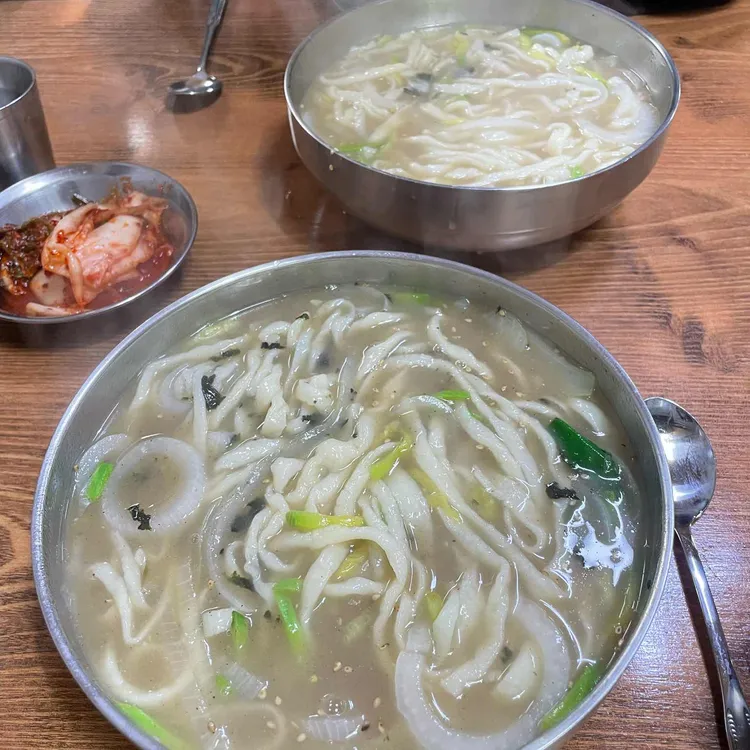 착한홍두깨칼국수 대표 사진