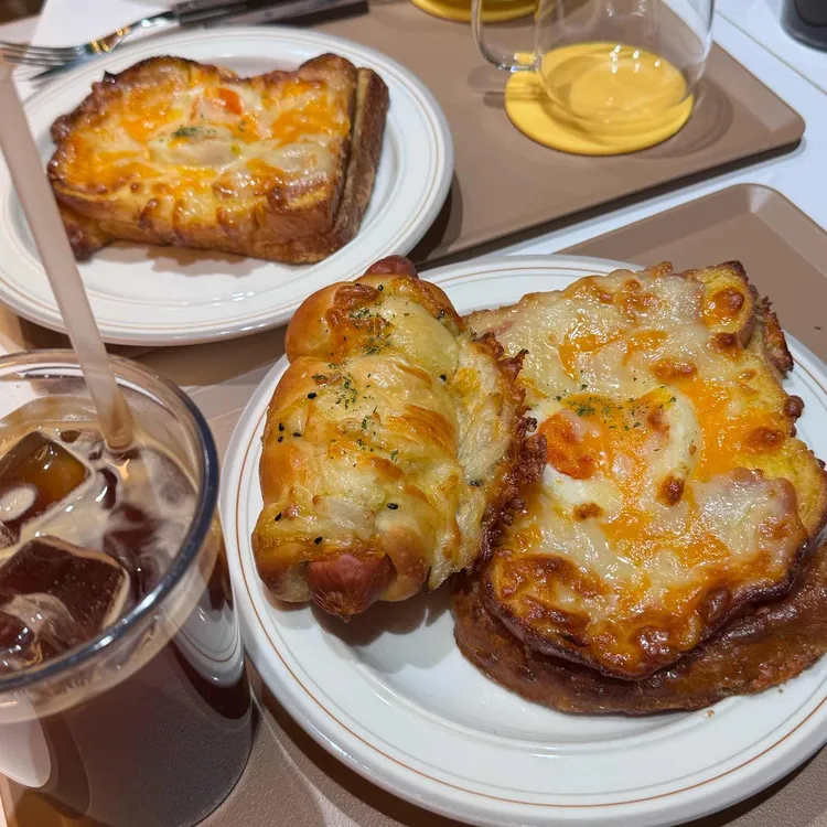 감동제빵소 X 감동란 대표 사진