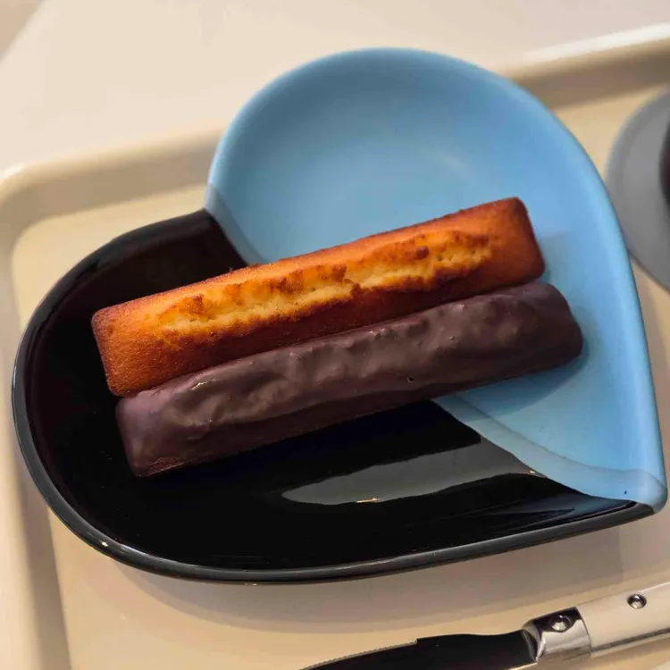 먼데이오프 대표 사진