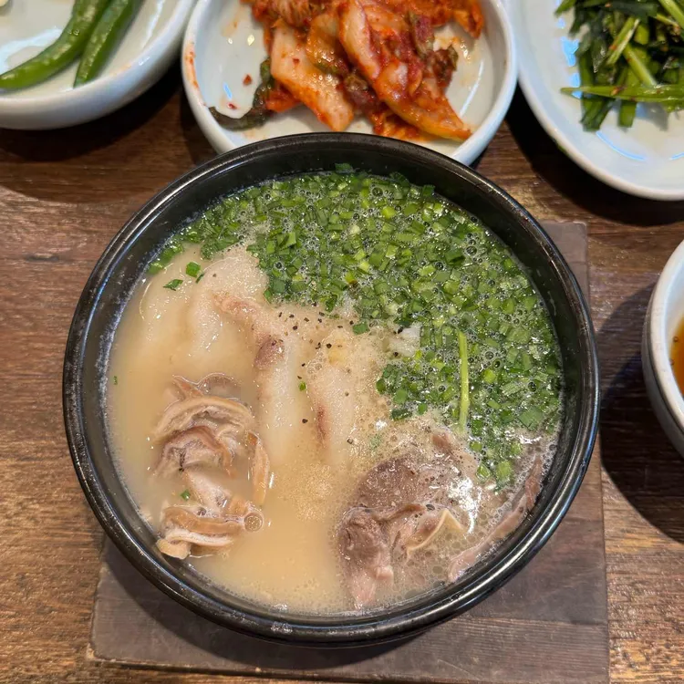 엄용백돼지국밥 사진
