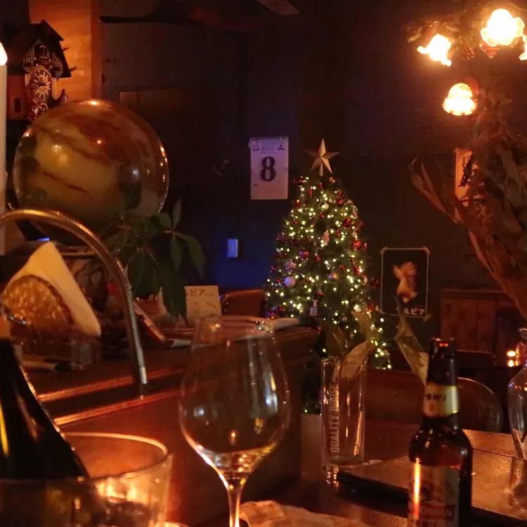 사루비아크럽 카페 앤 바 대표 사진