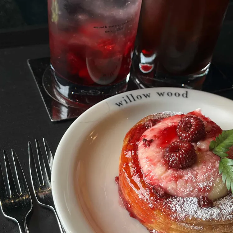 윌로우 우드 사진