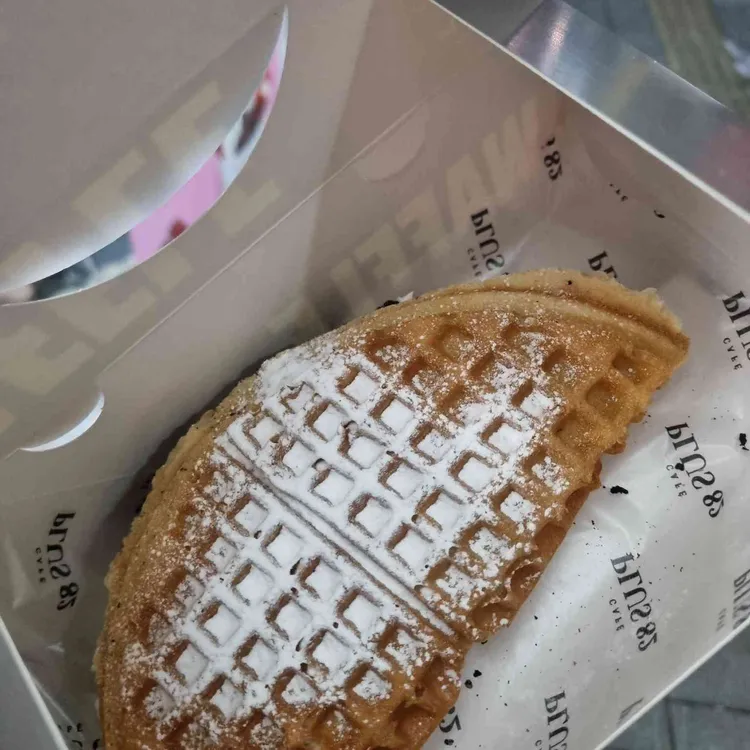 플러스82 대표 사진