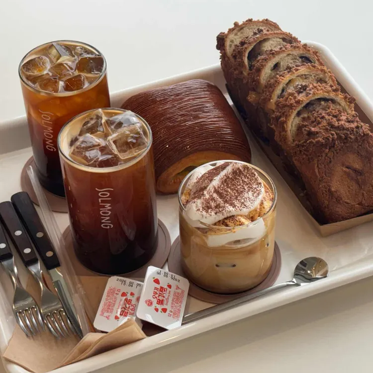 솔몽 베이커리 사진