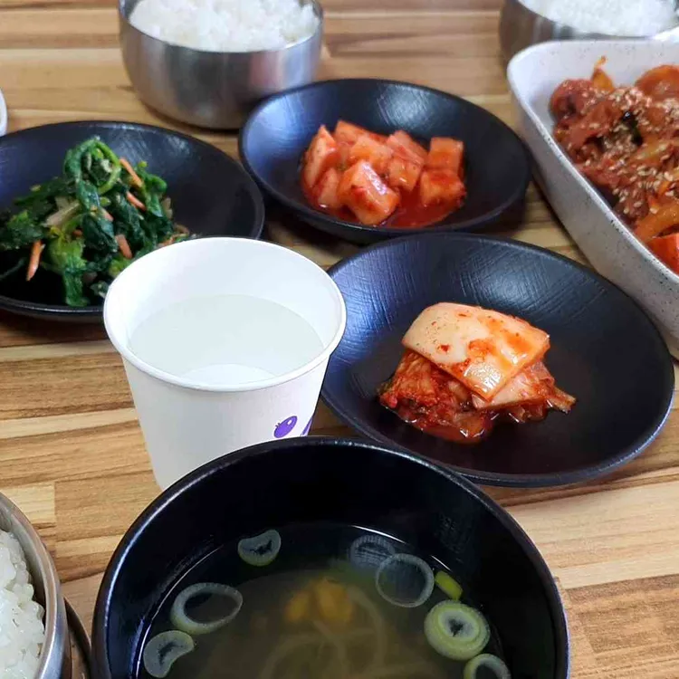 윤식당 대표 사진