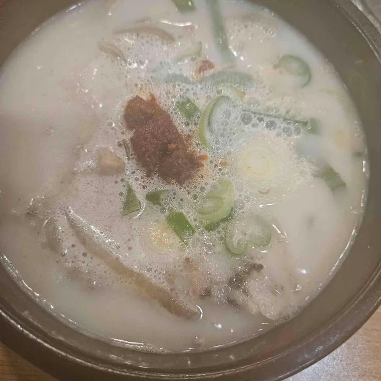 신의주찹쌀순대 대표 사진