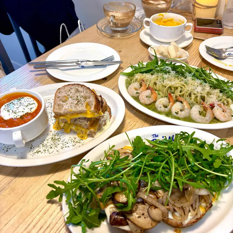 더브리지 대표 사진